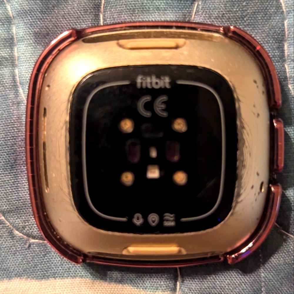 Versa 3 pebble only for parts